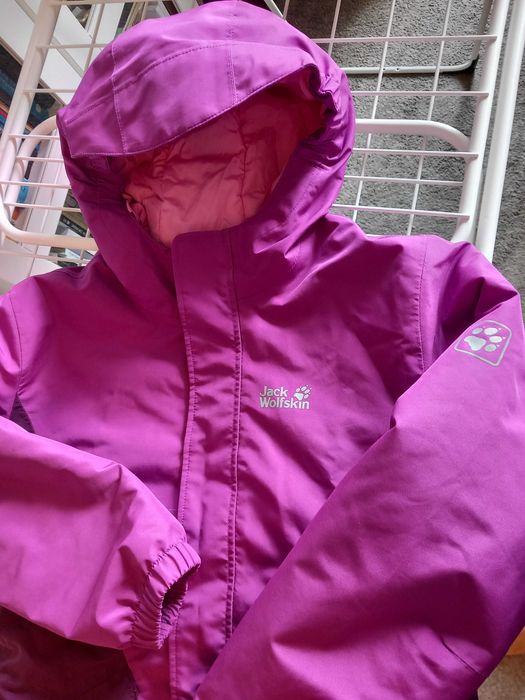 Kurtka JACK WOLFSKIN  140 dla dziewczynki