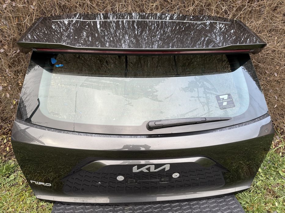 Кузовні запчастини  Kia Niro 2023 (ідеальний стан)
