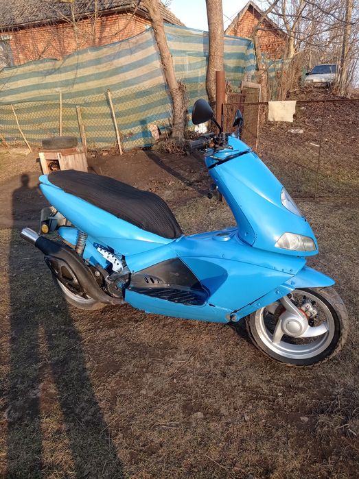 Продам скутер зогшен 125куб.