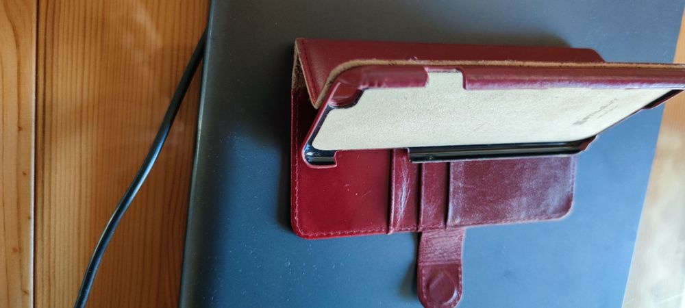 Etui pokrowiec futerał skórzany(prawdziwa skóra) Stilgut oraz pancern