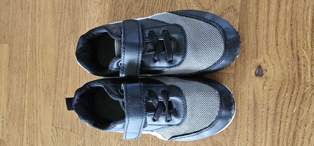 Adidasy dziecięce materiałowe rozm 26