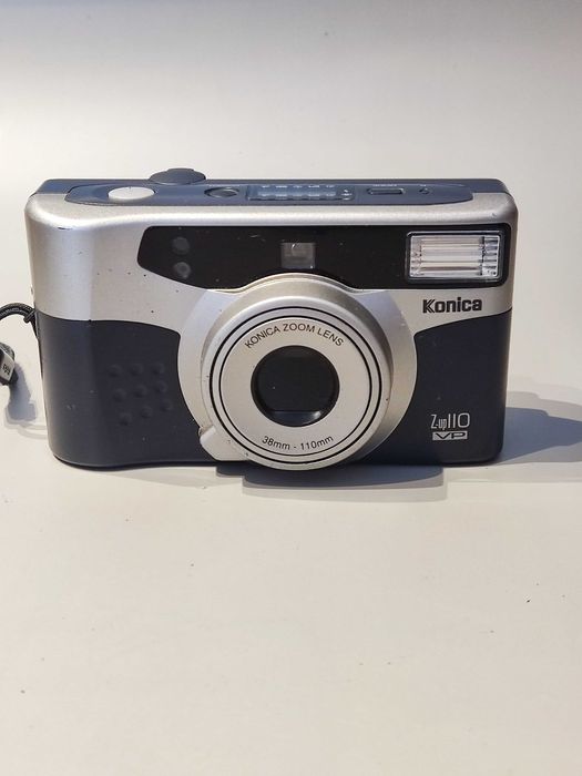 Konica Zup 110 VP – Camara Analógica