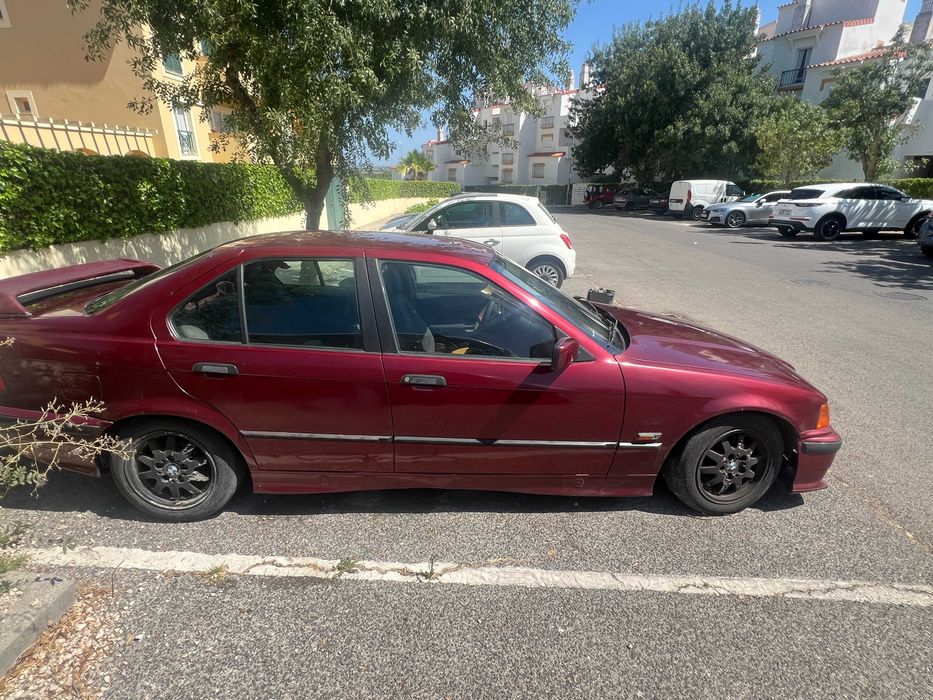 BMW 318i para peças