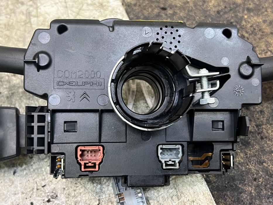 Peugeot 206  807 Citroen Xsara Berlingo C5 C8 Przełącznik Zespolony