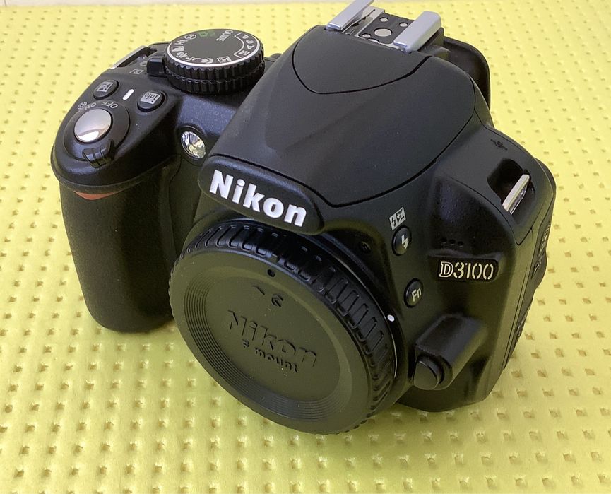 Фотоаппарат Никон д3100