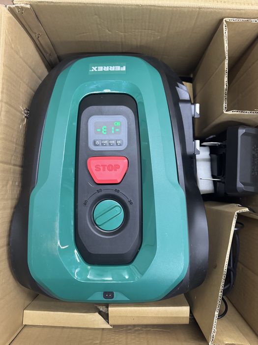 Robot koszący kosiarka ferrex 800m2