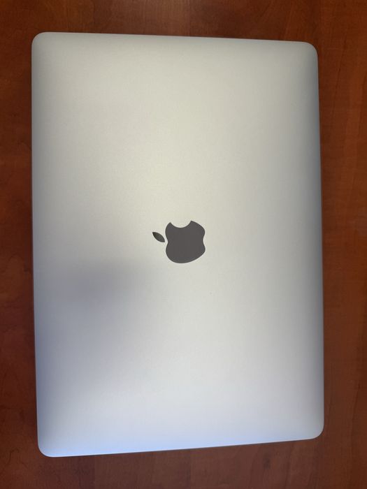 Nowa bateria MacBook Pro A1989 Intel core i7 16 GB RAM 512 GB SSD 18”