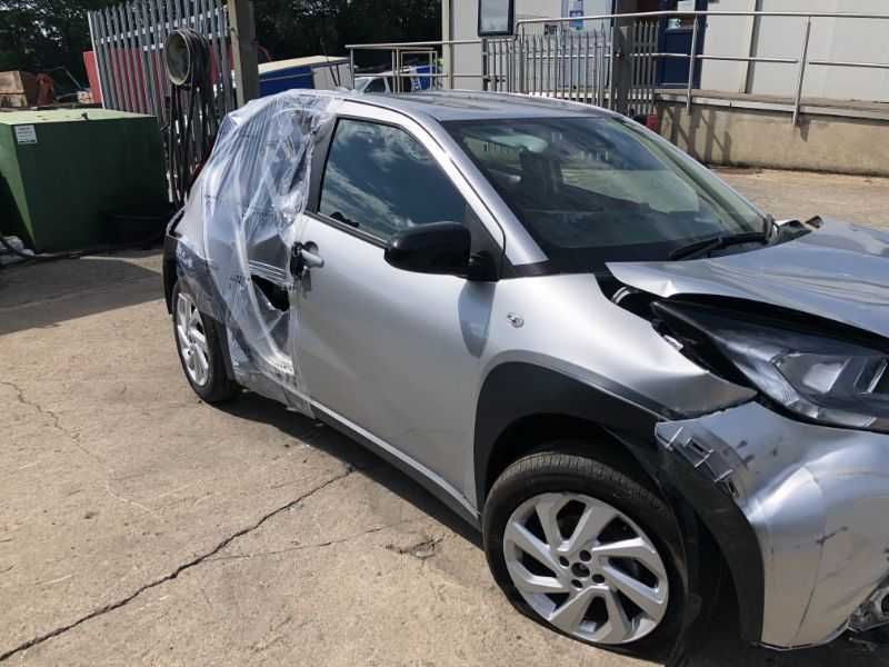 Бампер Toyota Aygo X розборка шрот