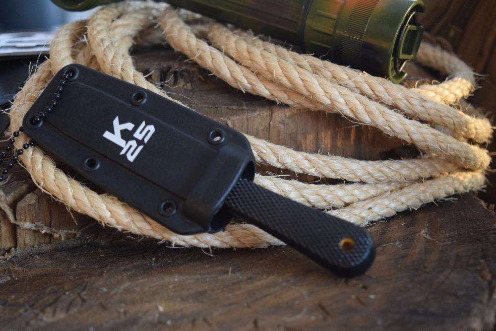 Faca de pescoço K25 Rui caça pesca