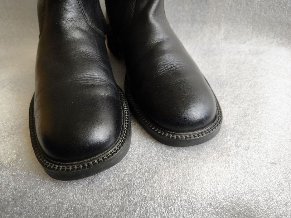 Мужские зимние кожаные сапоги.Размер 42.