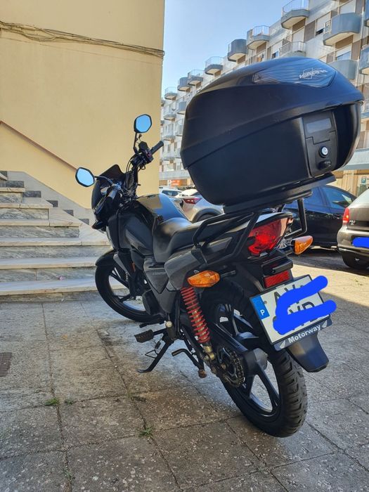 Honda cb125f  muito consevada,   motivo da venda , mudança