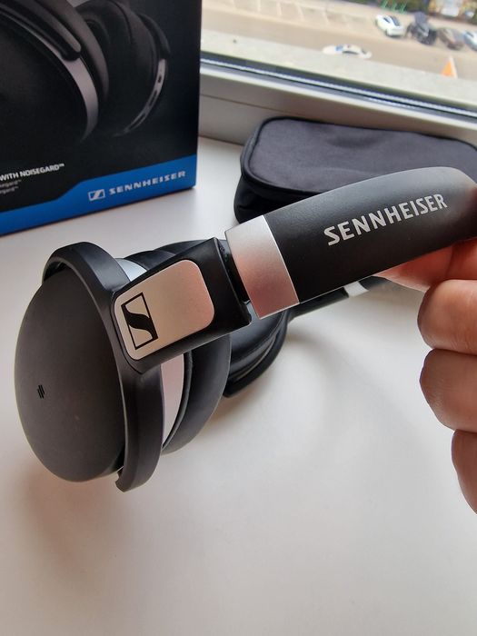 Наушники навушники Sennheiser HD 4.50 BTNC