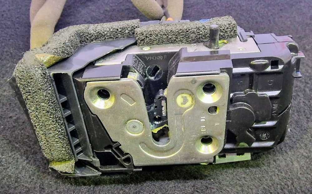 Fecho da porta - RENAULT KADJAR