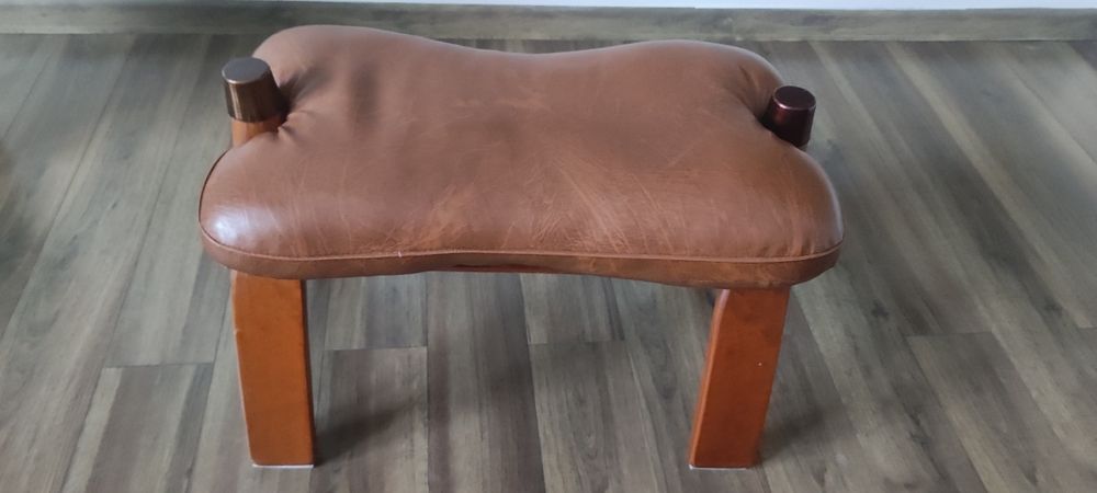 Taboret skórzany szt 2