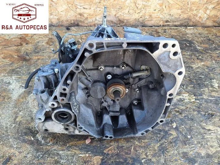 Caixa de 5 Velocidades Manual Nissan Qashqai J10 1.6 Ref JR5 132