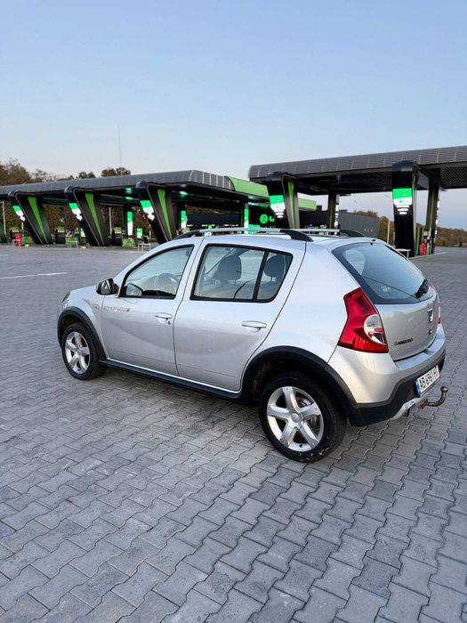 Авто/ Легкові автомобілі