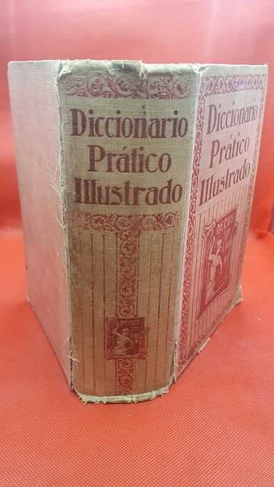 Livro - REF PA3 - Diccionario Prático Ilustrado