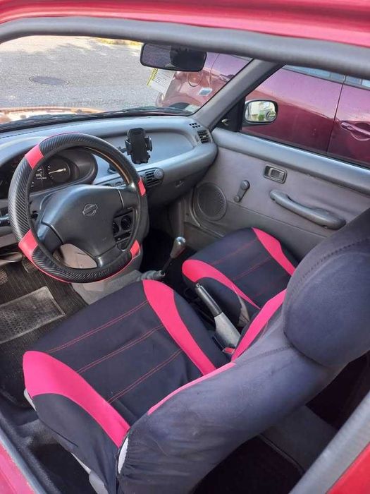 Vendo Nissan Micra em excelente estado mecânico