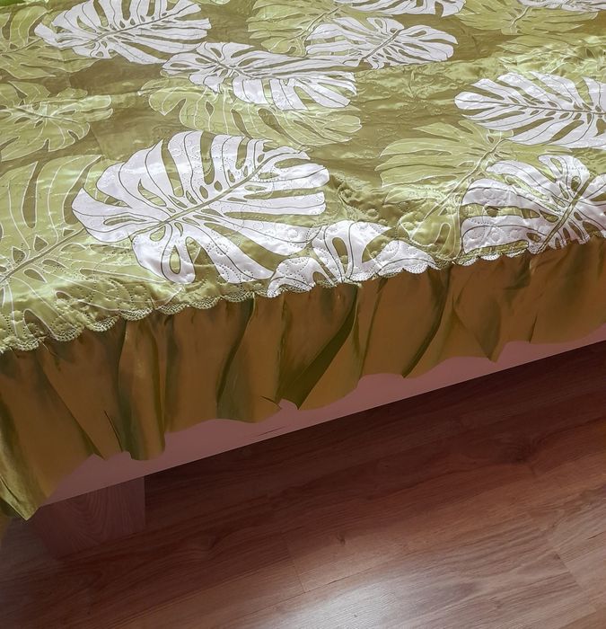 Покрывало двустороннее на односпальную кровать