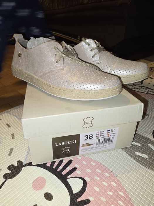 Półbuty damskie Lasocki r. 38