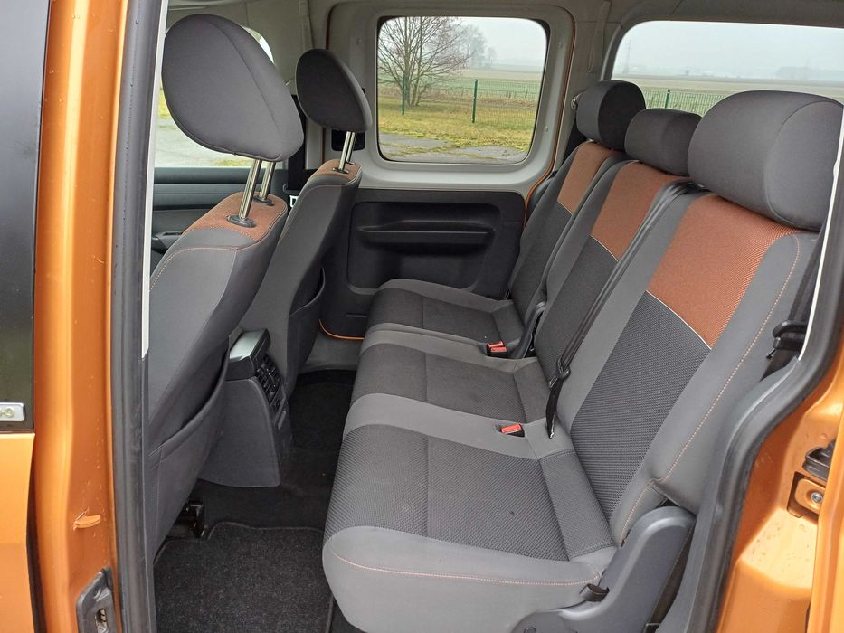 Volkswagen Caddy Max 2.0 B CNG Klimatronic Czujniki parkowania 7 osób