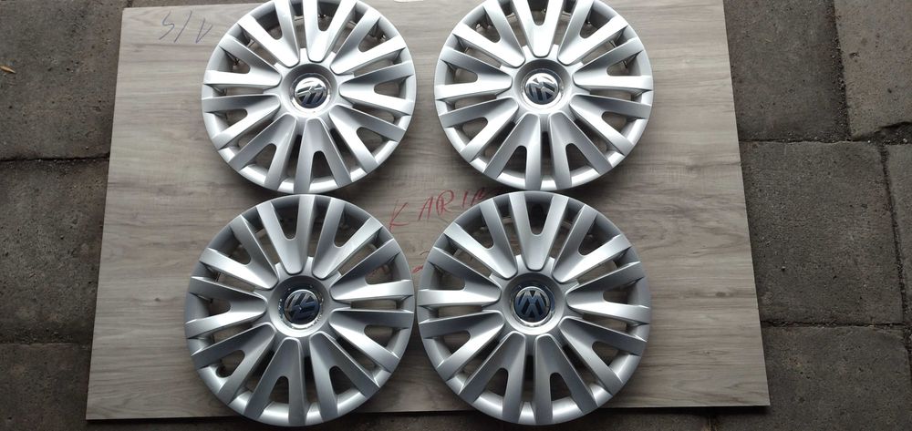 Oryginalne Wygłuszenie maski Golf Plus kołpak VW 15"