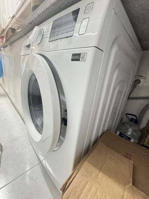 Maquina de lavar roupa
