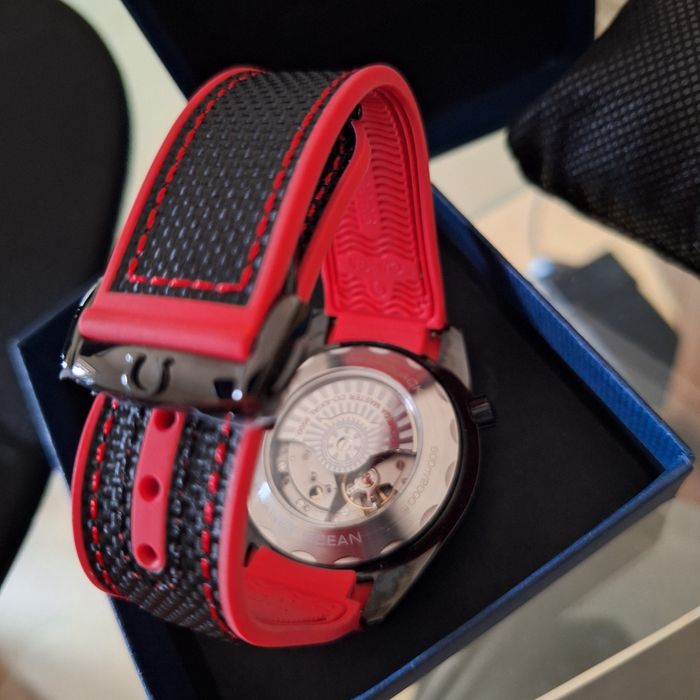 Vendo relógio OMEGA SEAMASTER Professional  Automático novo