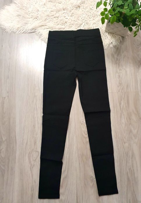 Spodnie / legginsy czarne  M/L. OL0001