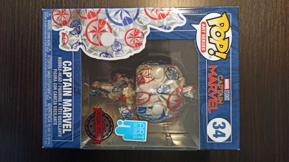Funko pop Captain Marvel 34 art series