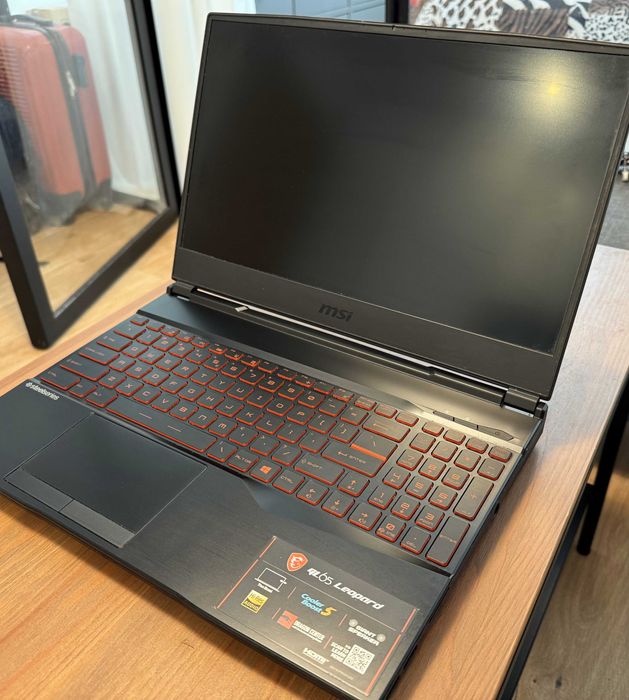 Gaming Laptop MSI GL65 i7 / 32GB RAM / Win11 / RTX2070