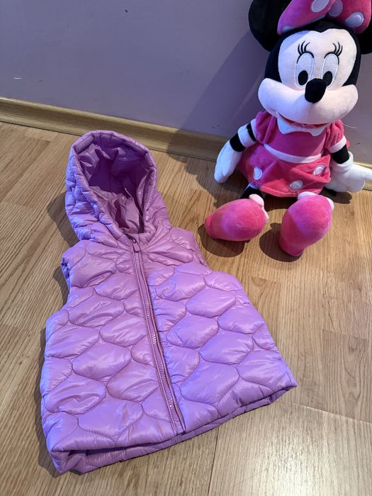 Безрукавка дитяча тепленька нова