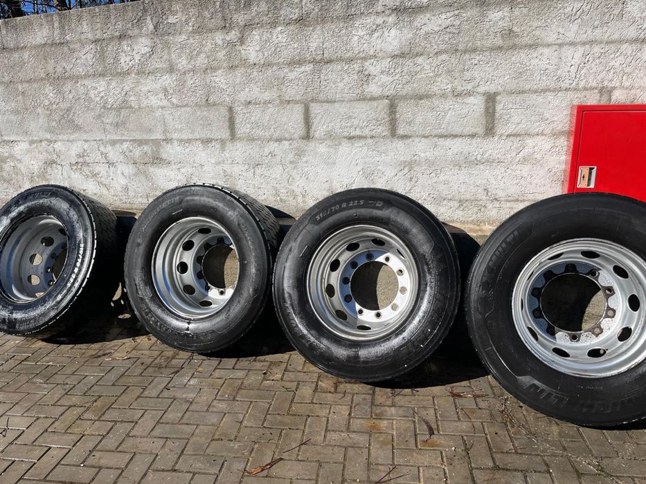 pneus 315/70R22.5