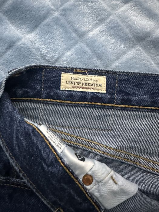 Джинси Levis темно сині