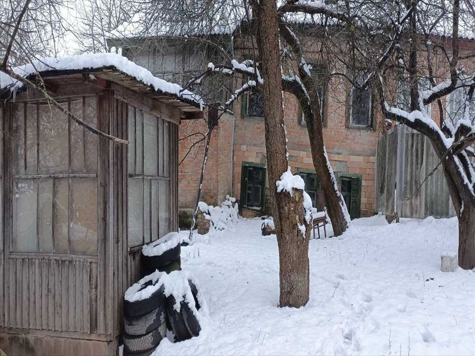 Земельна ділянка з комунікаціями в центрі