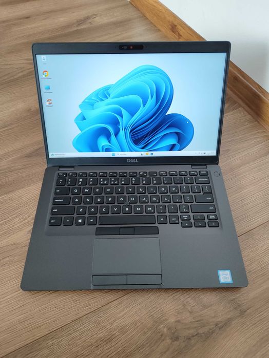 Laptop Dell 5400 14'FHD-i5 8265U-8gb-SSD 128gb.