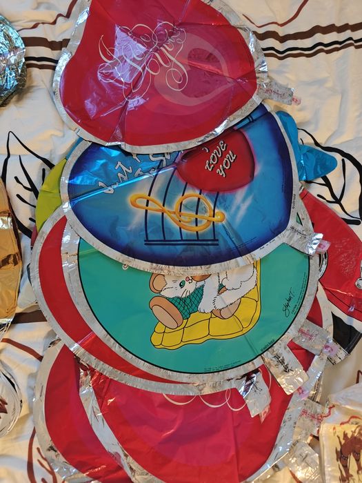 70 balonów za sto zł? Balony foliowe do nadmuchwania helem