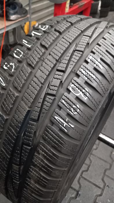 225/50/16 Goodyear Ultra Grip Performance 92H
