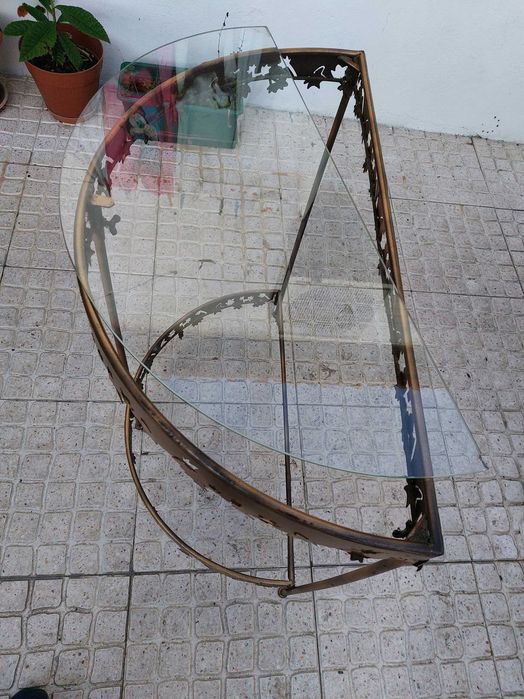 Mesa entrada Metal