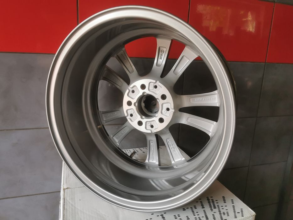 Felgi 17" 5x112 Audi A4 A6 A8 Q3 Q5 VW Skoda