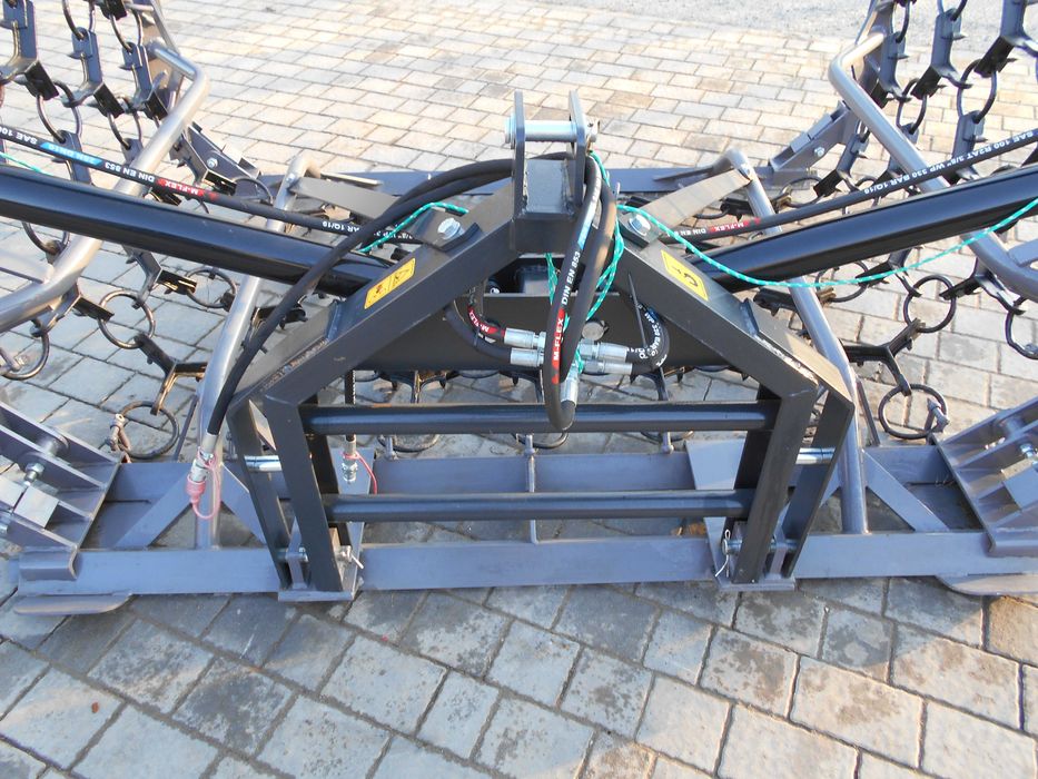 Włóka polowo-łąkowa brona/agregat 2-siłowniki - ślizgi METAL-TECHNIK