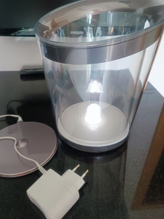 Balde de gelo com luzes