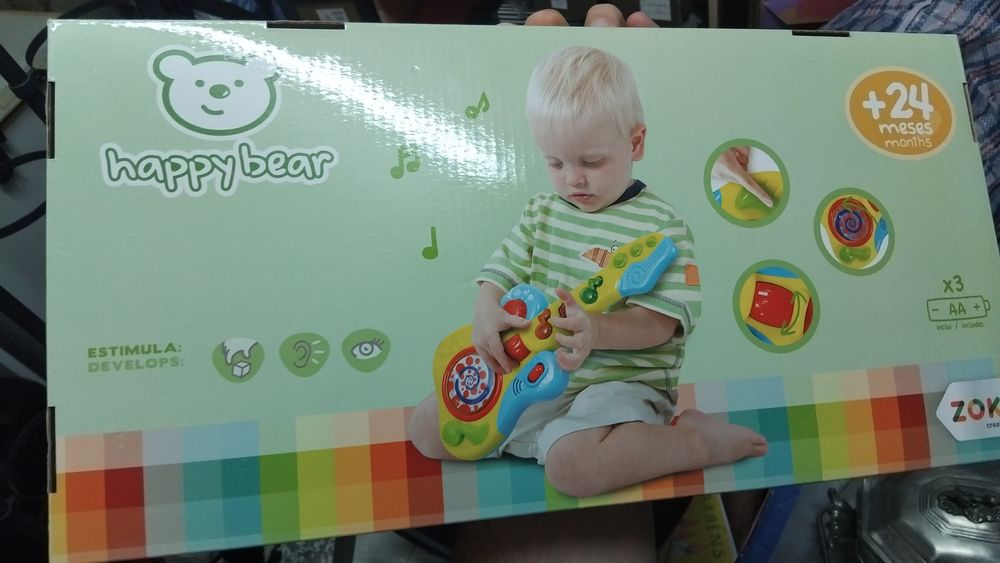 Brinquedo guitarra para criança