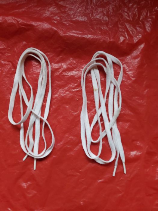 Sznurówki długie białe