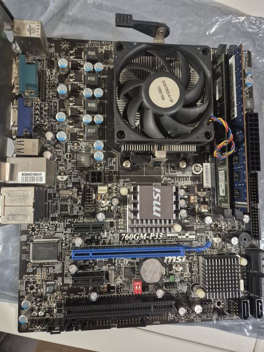 материнскую плату msi 760gm p33 - купити комплектуючі для ПК