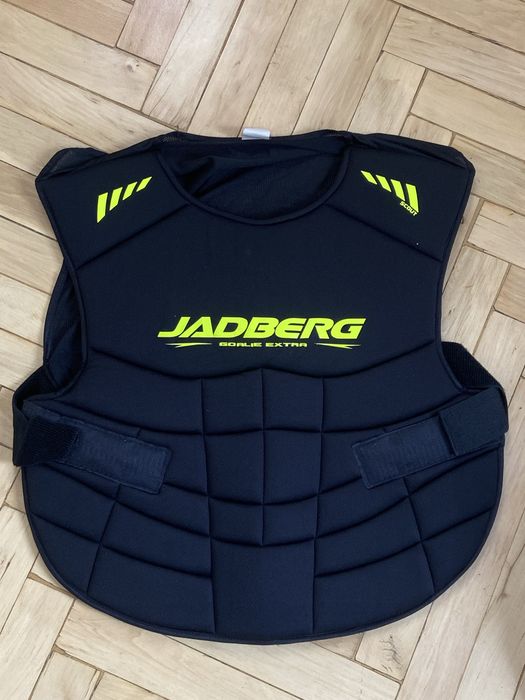 Продаю жилет воротаря Jadberg Goalie Extra