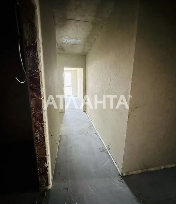 Продаж одно кімнатної квартири по переуступці!