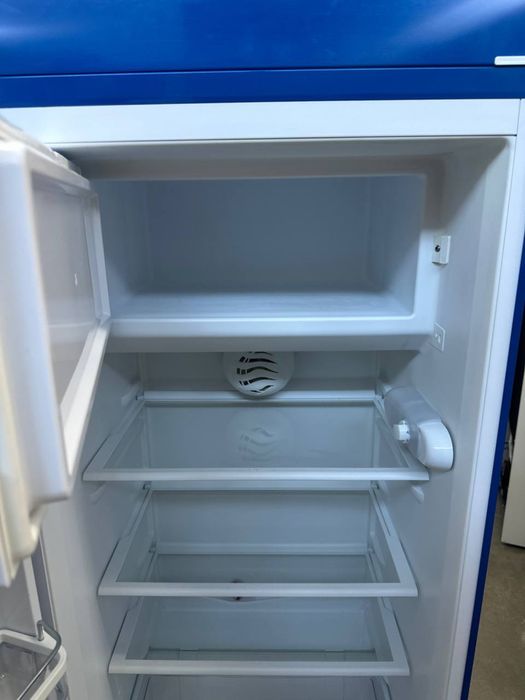 Холодильник Smeg FAB 28 у синьому кольорі