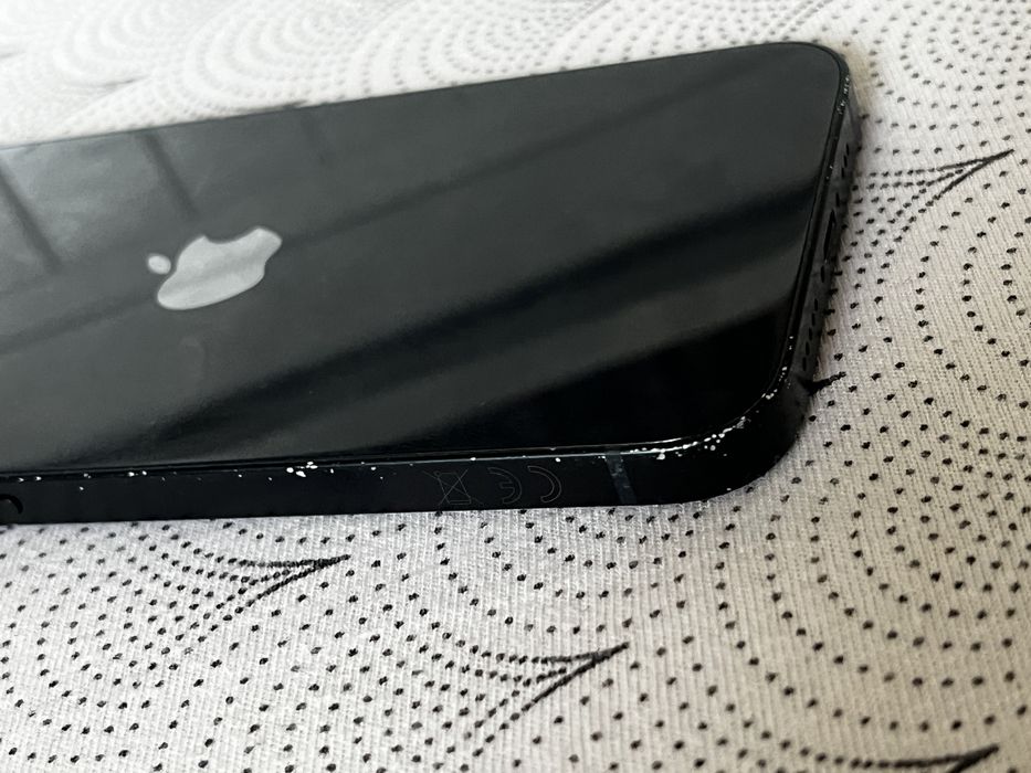 Telefon iPhone 13