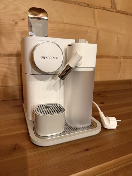 Ekspres do kawy DeLoghi, Gran Lattissima, Nespresso
